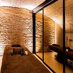 Hotel Cedre Beaune, A Beauvallon & Beaune (Cote d'Or)