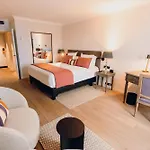 Cedre Beaune, A Beauvallon & Hotel 5*