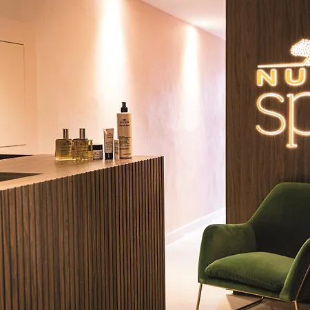 Cedre Beaune, A Beauvallon & 5*