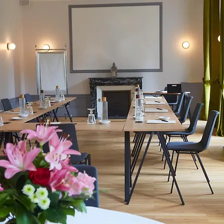 Cedre Beaune, A Beauvallon & Hotel 5*