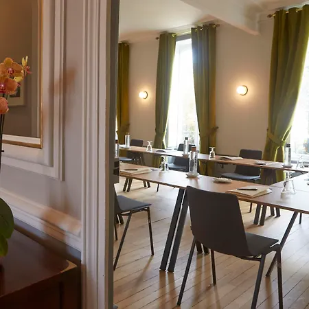 Hotel Cedre Beaune, A Beauvallon & Beaune (Cote d'Or)