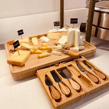 Cedre Beaune, A Beauvallon &