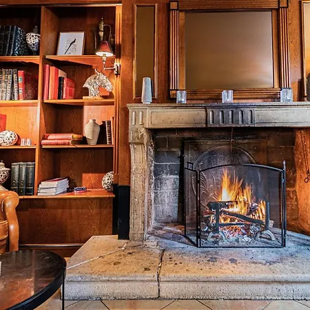 Cedre Beaune, A Beauvallon & 博讷