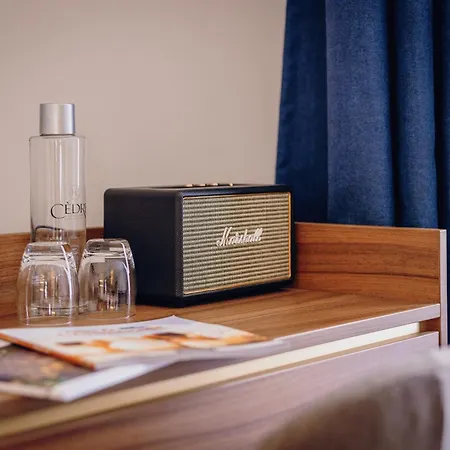 Hotel Cedre Beaune, A Beauvallon &