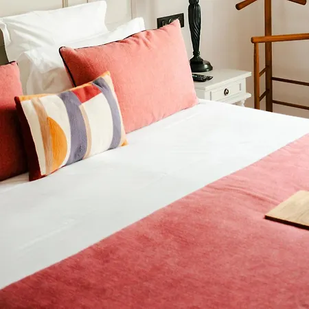 Cedre Beaune, A Beauvallon &