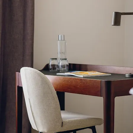 Cedre Beaune, A Beauvallon & 5* 博讷