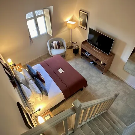 Cedre Beaune, A Beauvallon & Hotell 5*