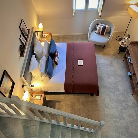 Cedre Beaune, A Beauvallon &