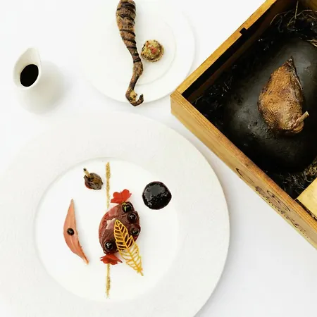 Hotel Cedre Beaune, A Beauvallon &