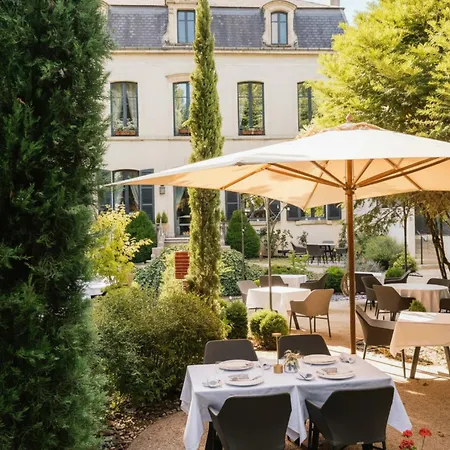 Cedre Beaune, A Beauvallon & 5* Beaune (Cote d'Or)