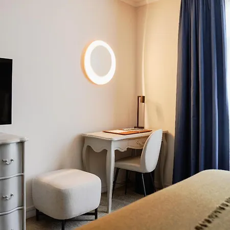 Hotel Cedre Beaune, A Beauvallon & Beaune (Cote d'Or)