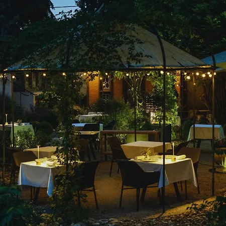 Cedre Beaune, A Beauvallon & 5* Beaune (Cote d'Or)