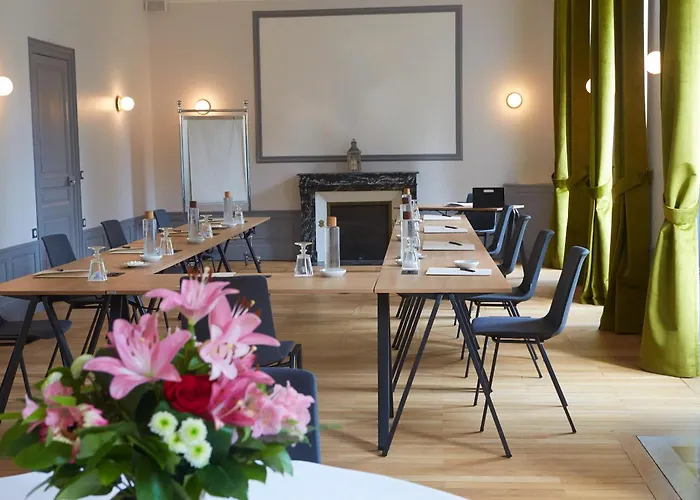 Cedre Beaune, A Beauvallon & Hotell 5*