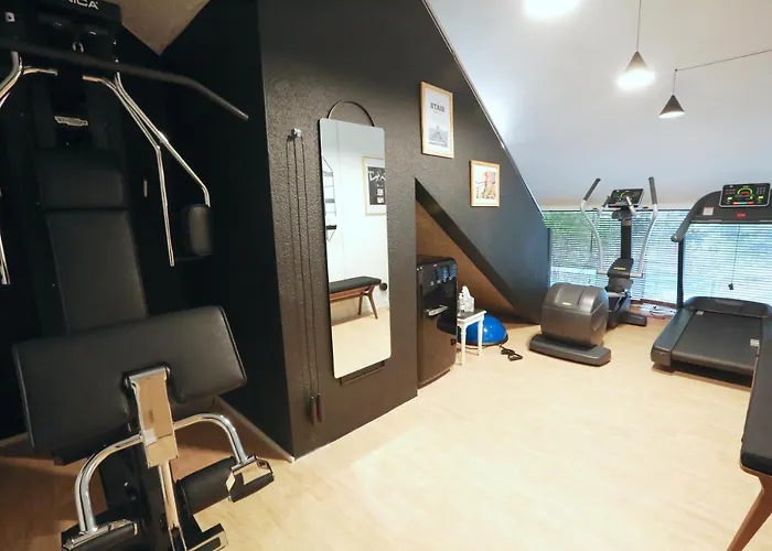 Cedre Beaune, A Beauvallon & 酒店 5*