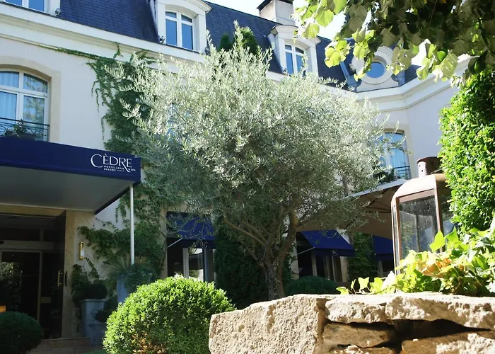 Cedre Beaune, A Beauvallon & 5*