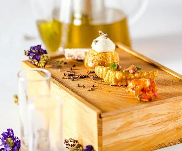 Cedre Beaune, A Beauvallon &