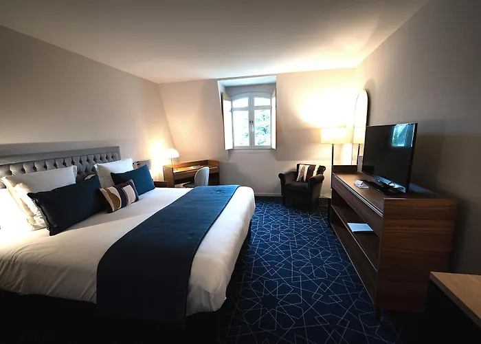 Cedre Beaune, A Beauvallon & 5*