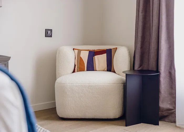 Cedre Beaune, A Beauvallon & Hotell 5*